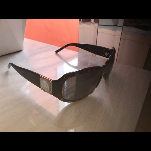 Versace sunglasses main image 8